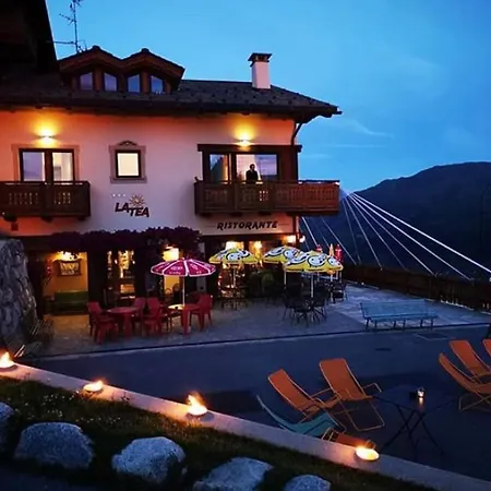 La Tea 3*